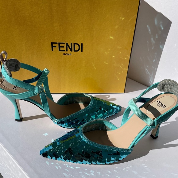 FENDI COLIBRI HEELS SHOES BLUE  NEW WITH TICKET - Picture 4 of 13